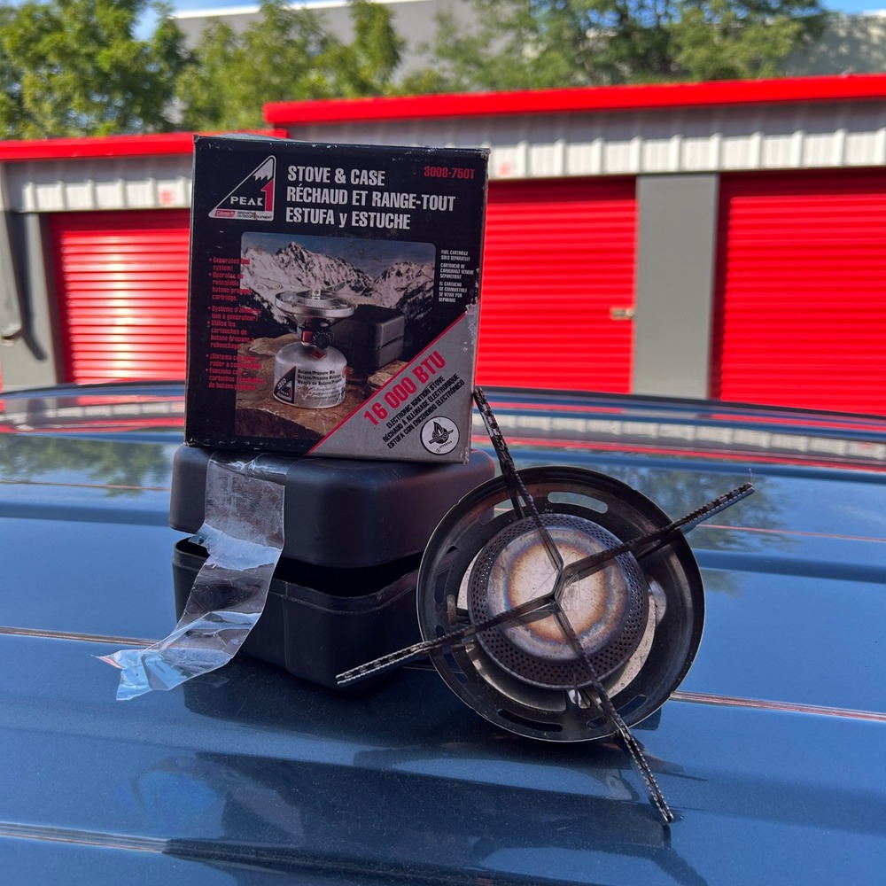 Coleman Peak 1 Portable Butane Propane Camping Stove 3008-750T 16000 BTU Case